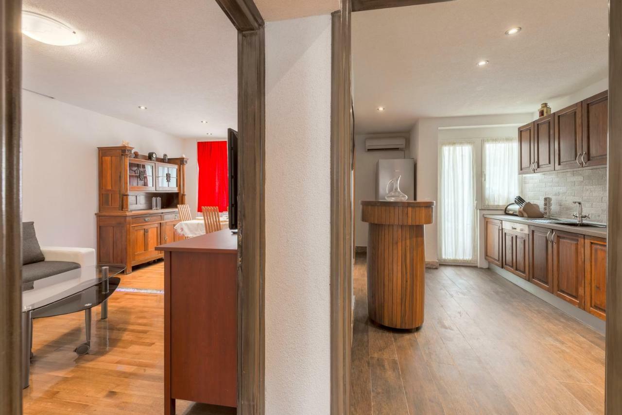 Apartment Antonia Спліт Екстер'єр фото
