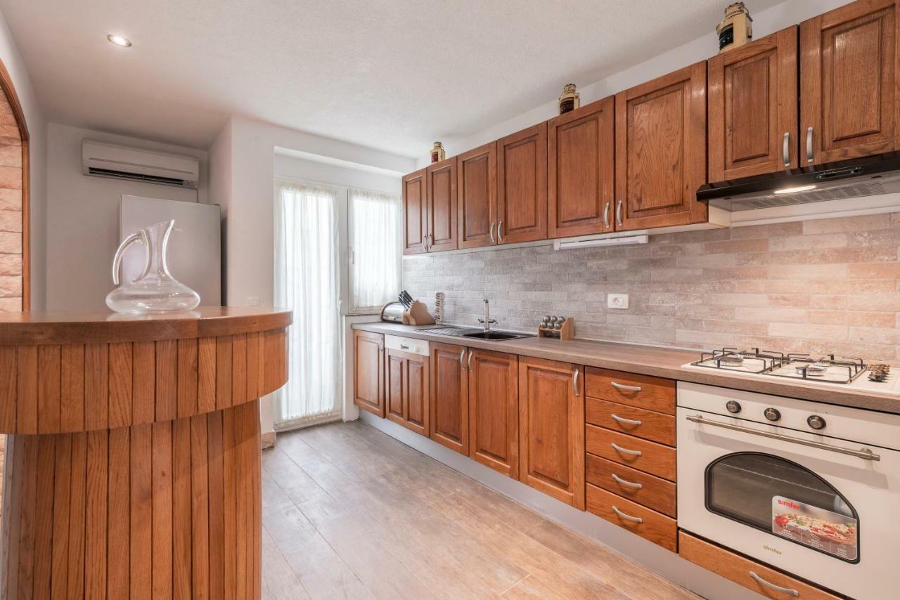 Apartment Antonia Спліт Екстер'єр фото