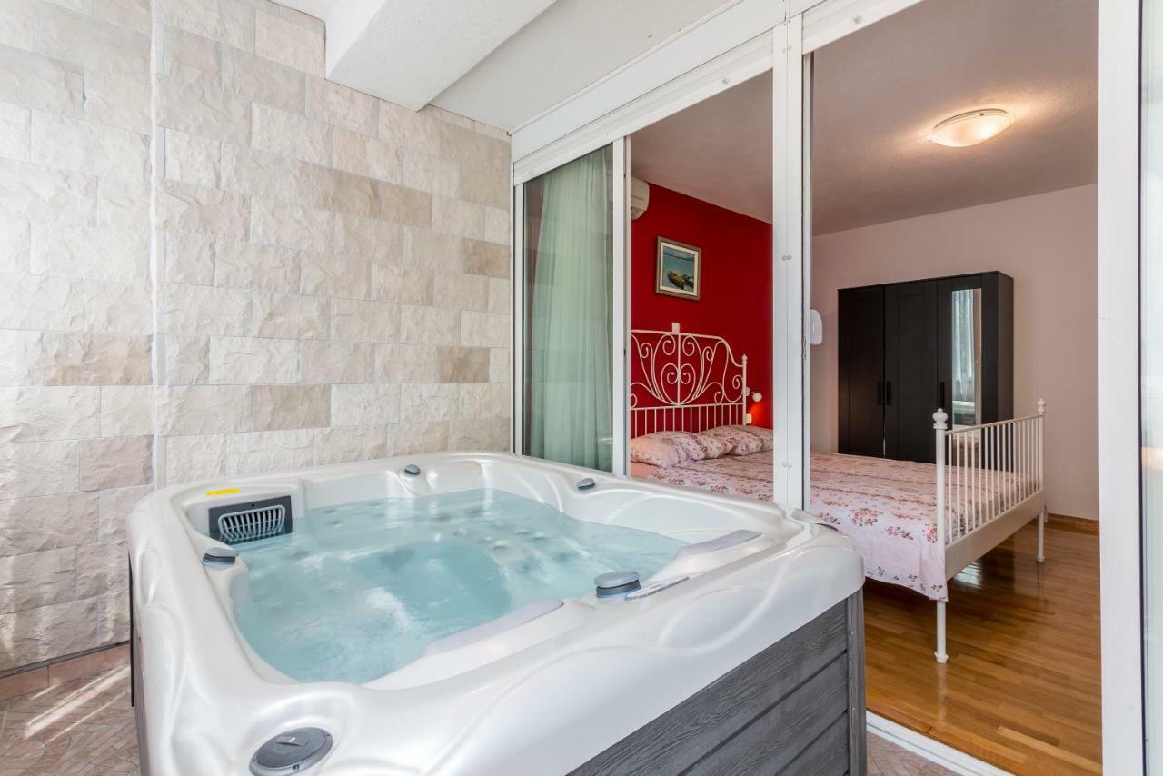 Apartment Antonia Спліт Екстер'єр фото
